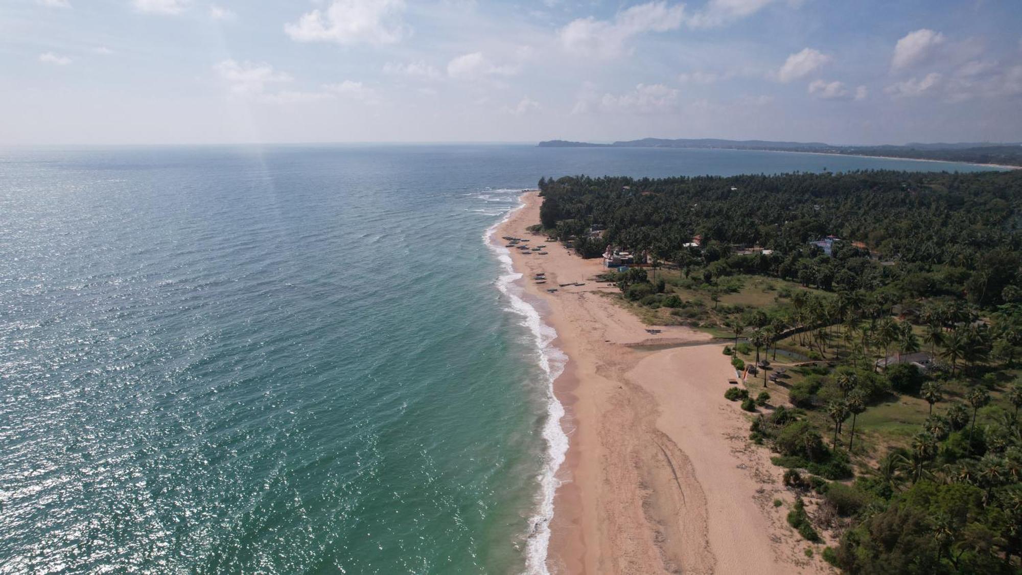 108 Palms Beach Resort Trincomalee Dış mekan fotoğraf